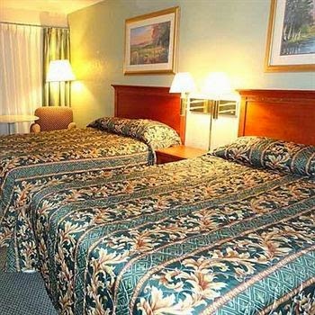 Highland Hotel & Convention Center, Great Bend, United States of America