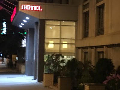 Hotel Lord Berri, Montreal, Canada