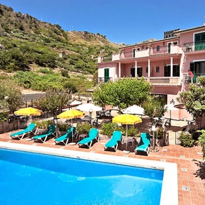HOTEL VILLA SIRINA, Taormina, Italy