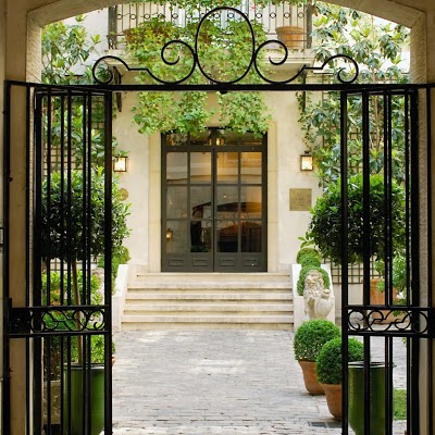 HOTEL RELAIS CHRISTINE, Paris, France