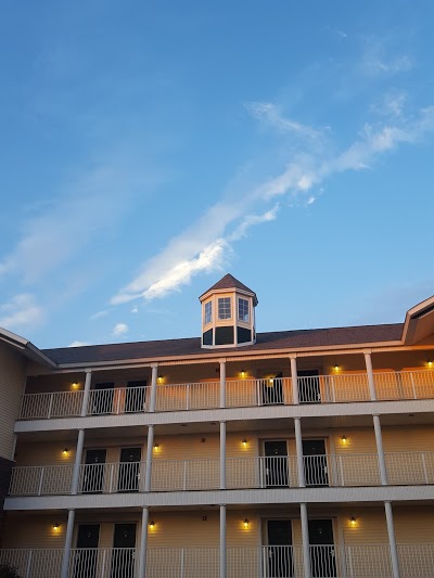 Clarion Hotel Beachfront, Mackinaw City, United States of America