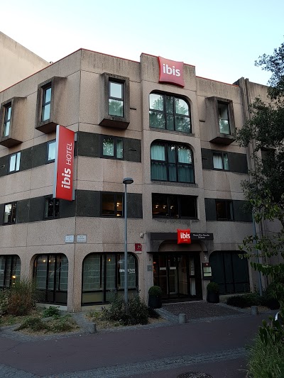 ibis Rouen Centre Rive Gauche Saint Sever, Rouen, France