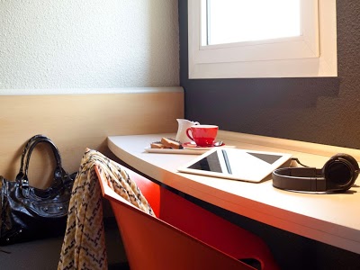 ibis Pau Lescar, Lescar, France