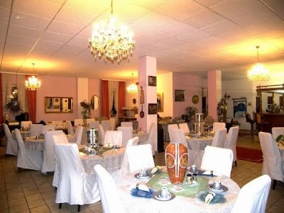 HOTEL ATTACHE RAUNHEIM, Frankfurt, Germany