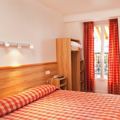AU PACIFIC, Paris, France