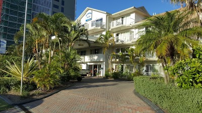 Outrigger Resort, Miami, Australia