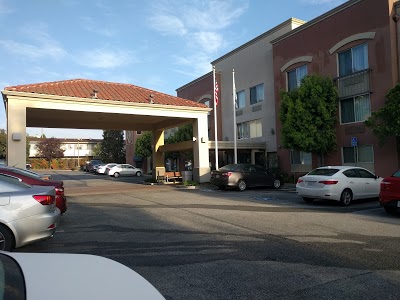 Holiday Inn Express Suites Belmont, Belmont, United States of America
