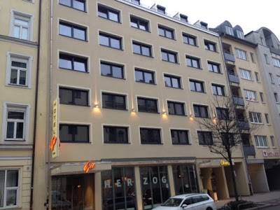 HOTEL HERZOG, Munich, Germany