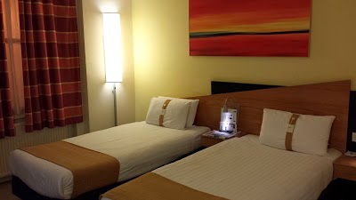 Holiday Inn Express London Victoria, London, United Kingdom