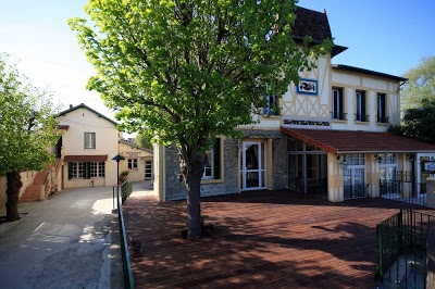 Auberge des Ecluses, Carrieres-sous-Poissy, France