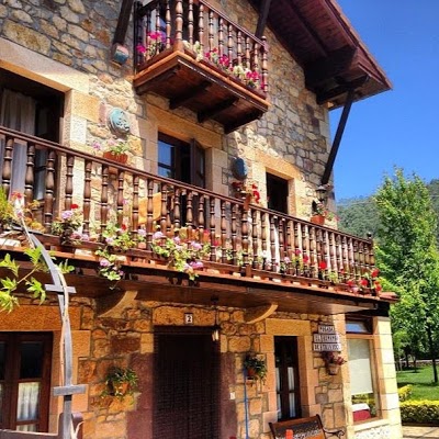 Posada El Remanso de Triviecu, Riotuerto, Spain