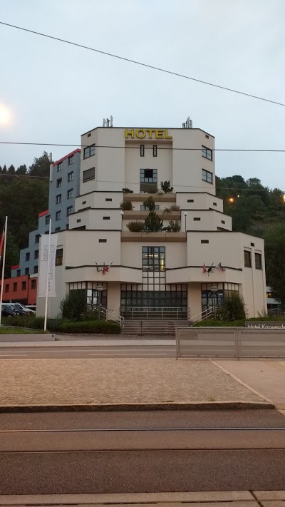 HOTEL KARWENDEL, Innsbruck, Austria