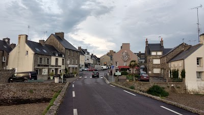 Aux 13 Arches, Portbail, France