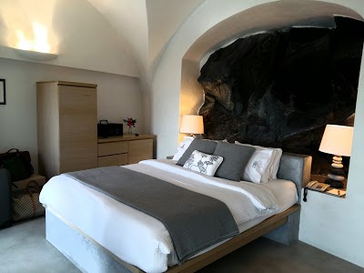 Honeymoon Petra Villas, Santorini, Greece
