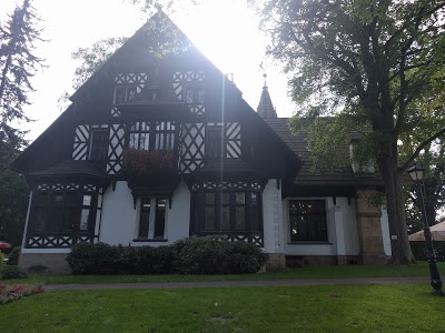 Hotel Noma Residence Zameczek Mysliwski Promnice, Kobior, Poland