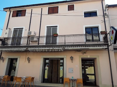 Hotel Food Drink, Altomonte, Italy