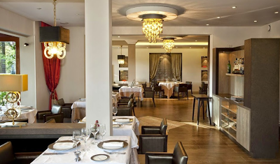 L HOTEL QUINTESSIA ET SPA, ORVAULT, France