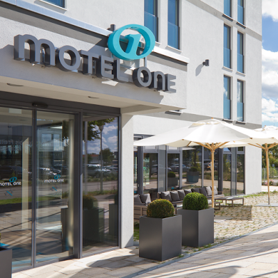 MOTEL ONE MUENCHEN GARCHING, Garching, Germany