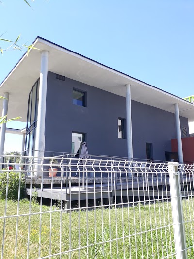ibis Styles Pertuis, Pertuis, France