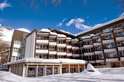 Parkhotel Quellenhof, Leukerbad, Switzerland