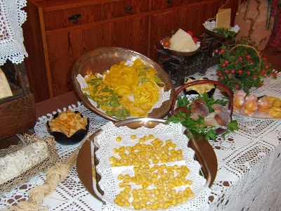 HOTEL FALCO D ORO  TOLE, Tole, Italy