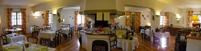 Hotel Les Esparrus, Villecroze, France