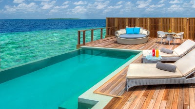 Dusit Thani Maldives, Mudhdhoo, Maldives