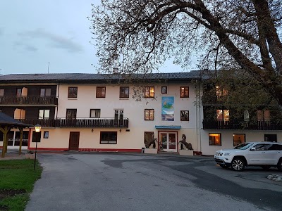 Landhotel Drauhof, Velden am Woerthersee, Austria
