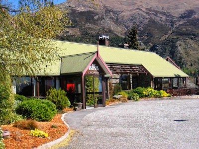 Lake Hawea Hotel, Wanaka, New Zealand