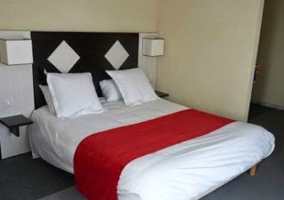 Comfort Hotel Saintes, Saintes, France