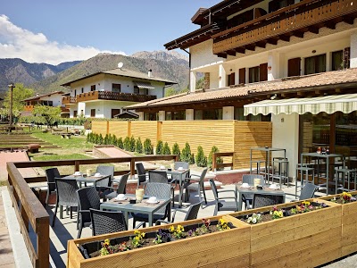 Hotel Garni Minigolf, Ledro, Italy