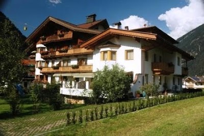 Apart Hotel Garni Austria, Mayrhofen, Austria