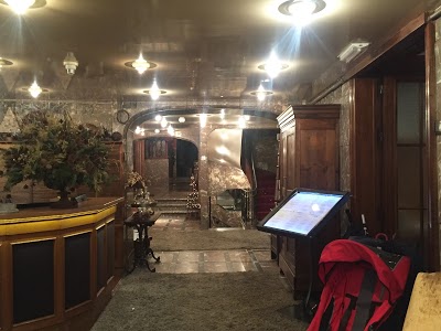 HOTEL DE LA POSTE HAMPSHIRE, Bouillon, Belgium