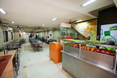 Season 4 Guest House, Chennai, India