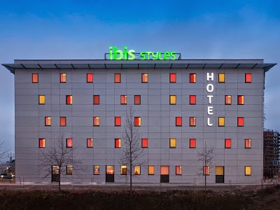 ibis Styles Romans Valence Gare Tgv, Alixan, France