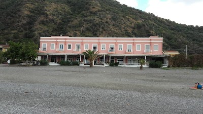 Hotel Ristorante La Scogliera, Piraino, Italy