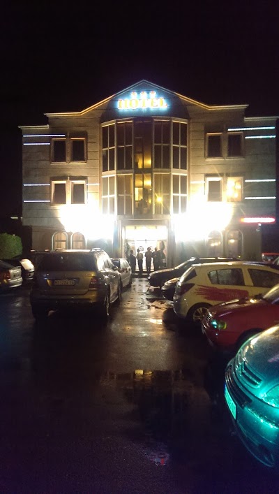STARI KROVOVI HOTEL, Novi Sad, Serbia