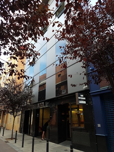 Hotel Laumon, Barcelona, Spain