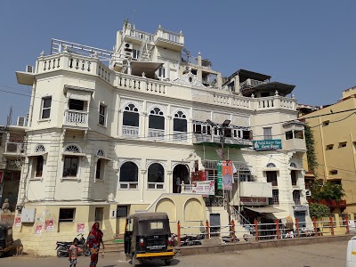 Palace on Ganges, Varanasi, India