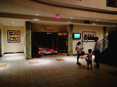 TL HOTEL MONTREAL AIRPORT, St Laurent, Canada