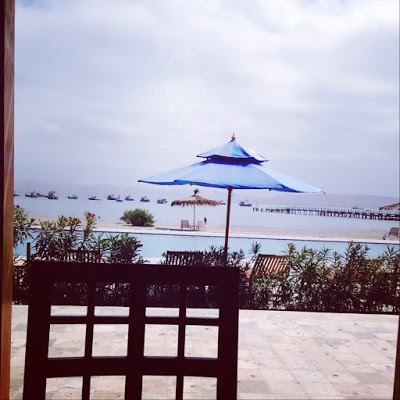 San Agust, Paracas, Peru