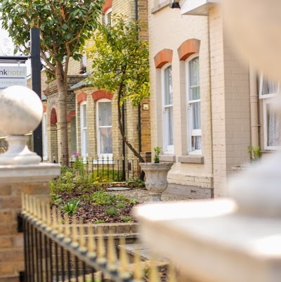 FERNBANK HOTEL, Basingstoke, United Kingdom