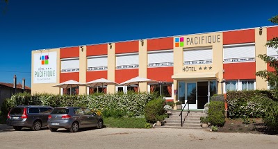 Hotel Le Pacifique, Riom, France