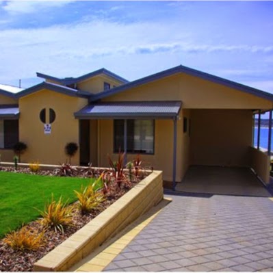 Birubi Holiday Homes, Emu Bay, Australia