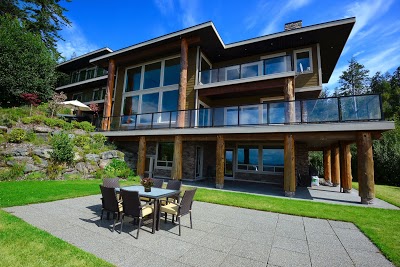 Points West Oceanfront Resort, Sooke, Canada