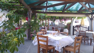 Lefka, Platanias, Greece