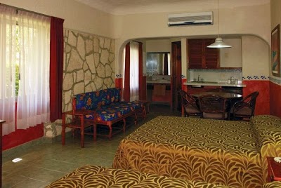 Hotel Kin Mayab, Cancun, Mexico