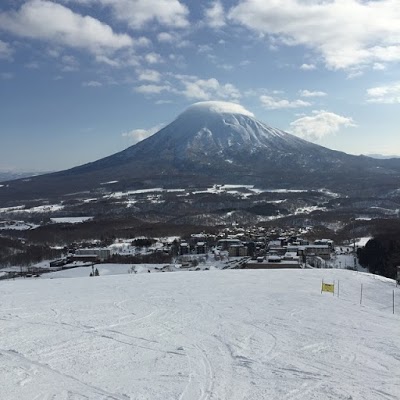 Hotel Niseko Alpen, Kutchan, Japan