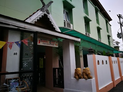 Thaphae Garden Guest House, Chiang Mai, Thailand