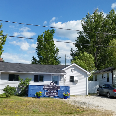 Plovers Cove Cottage, Wasaga Beach, Canada
